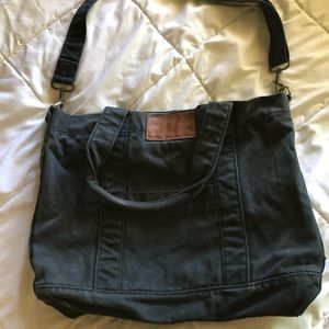 Abercrombie & Fitch book style bag